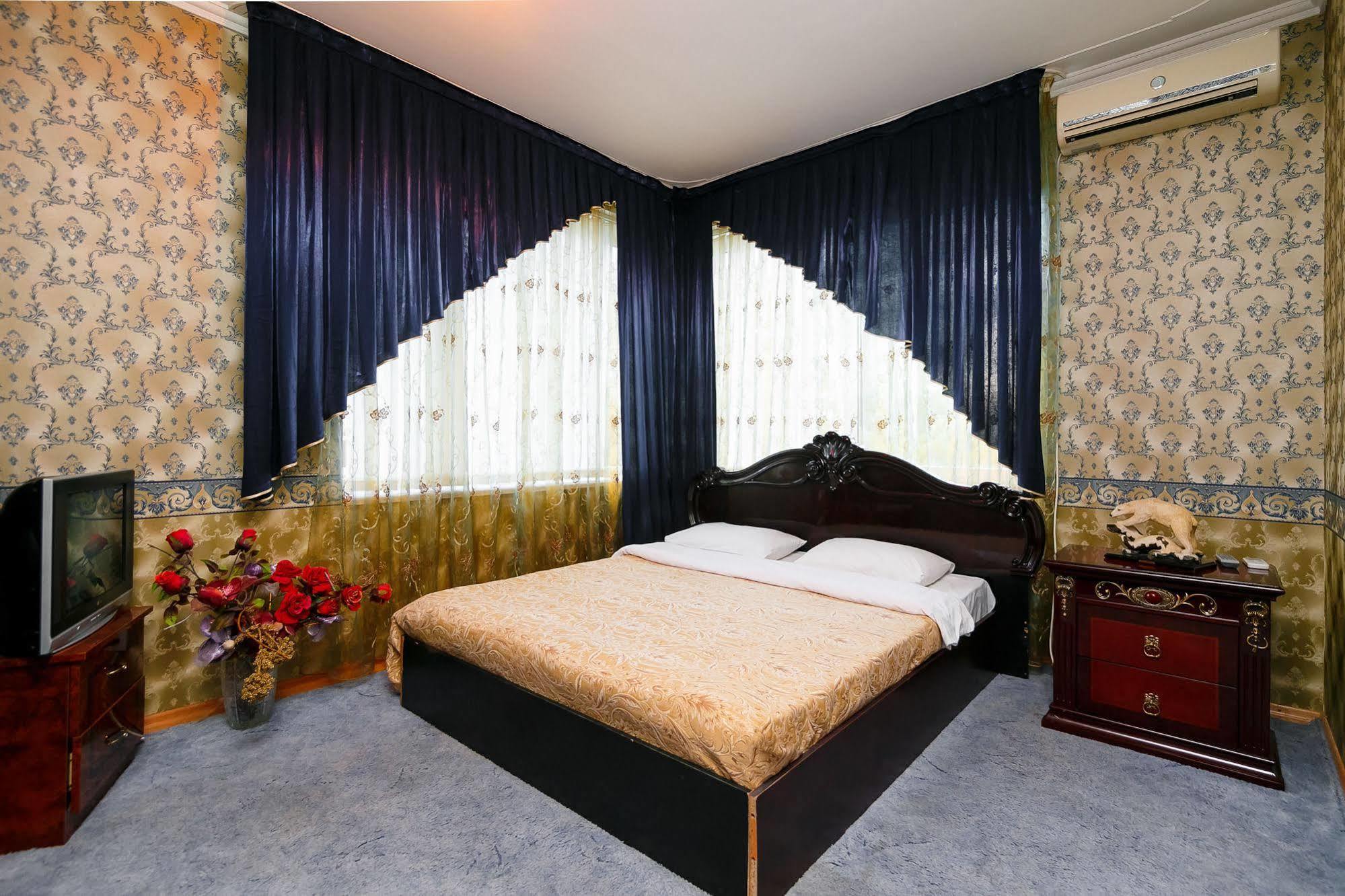 Hotel Ezio 基希讷乌 外观 照片
