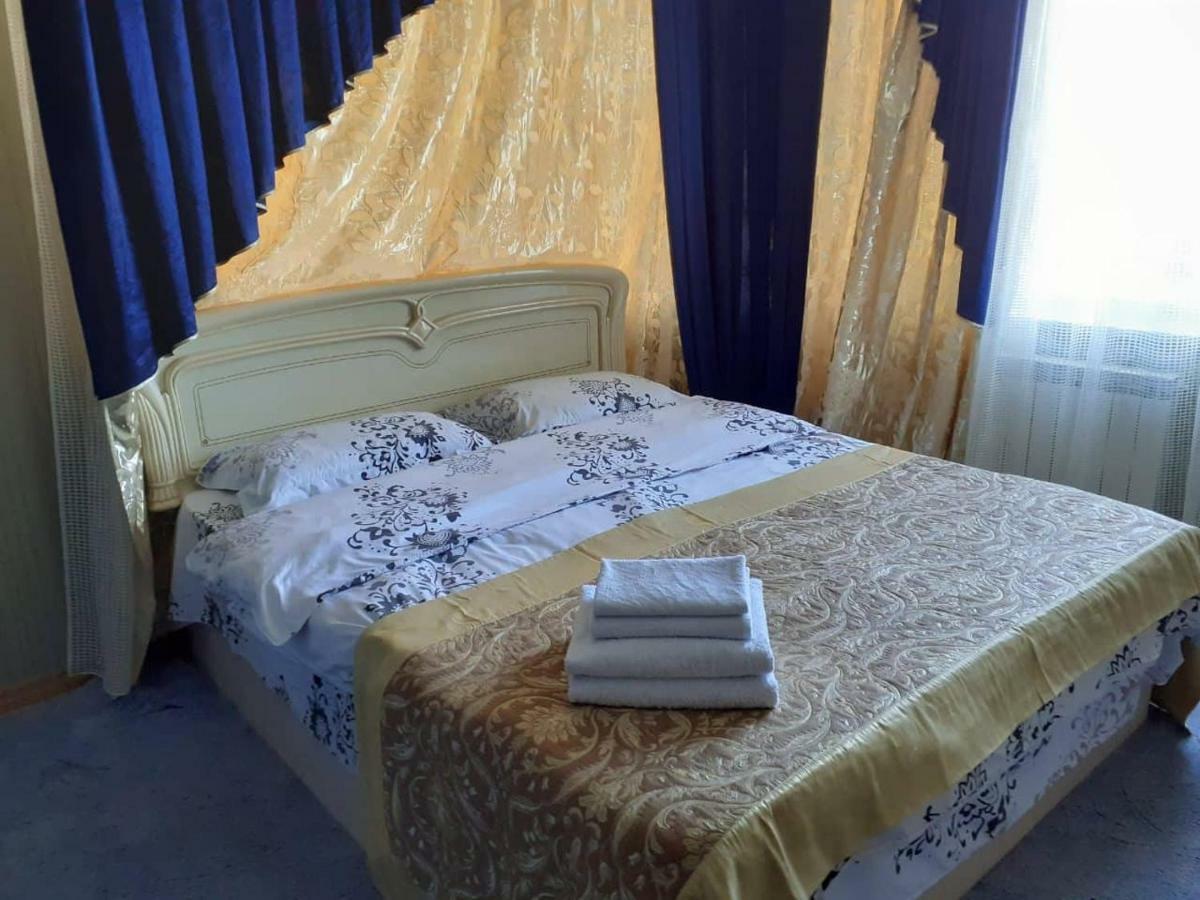 Hotel Ezio 基希讷乌 外观 照片